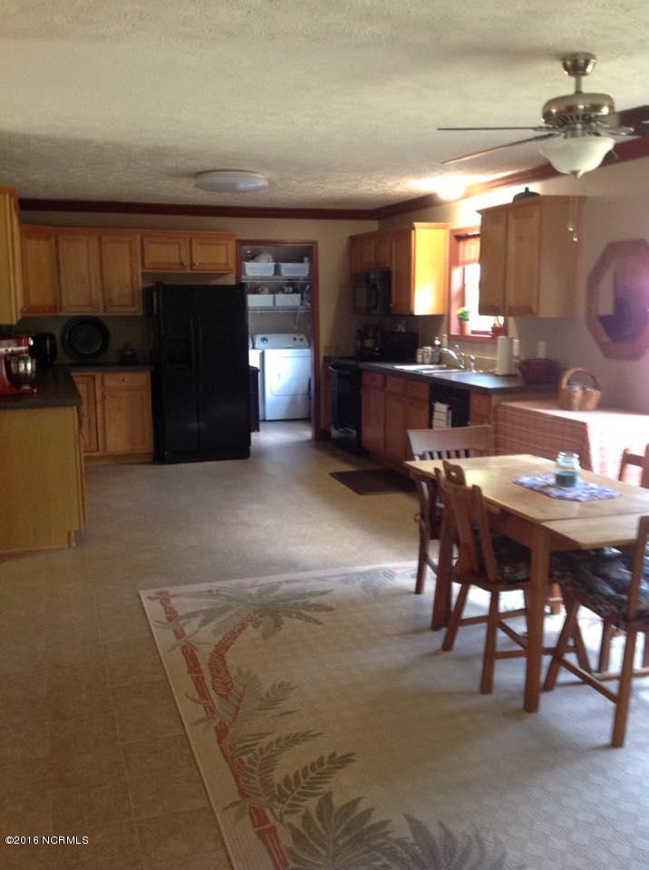 311 Hansley Simpson Road Currie, NC 28435 - Photo 8 of 16 open house kitchen