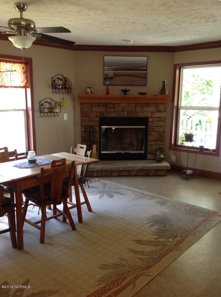 311 Hansley Simpson Road Currie, NC 28435 - Photo 9 of 16 open house dining