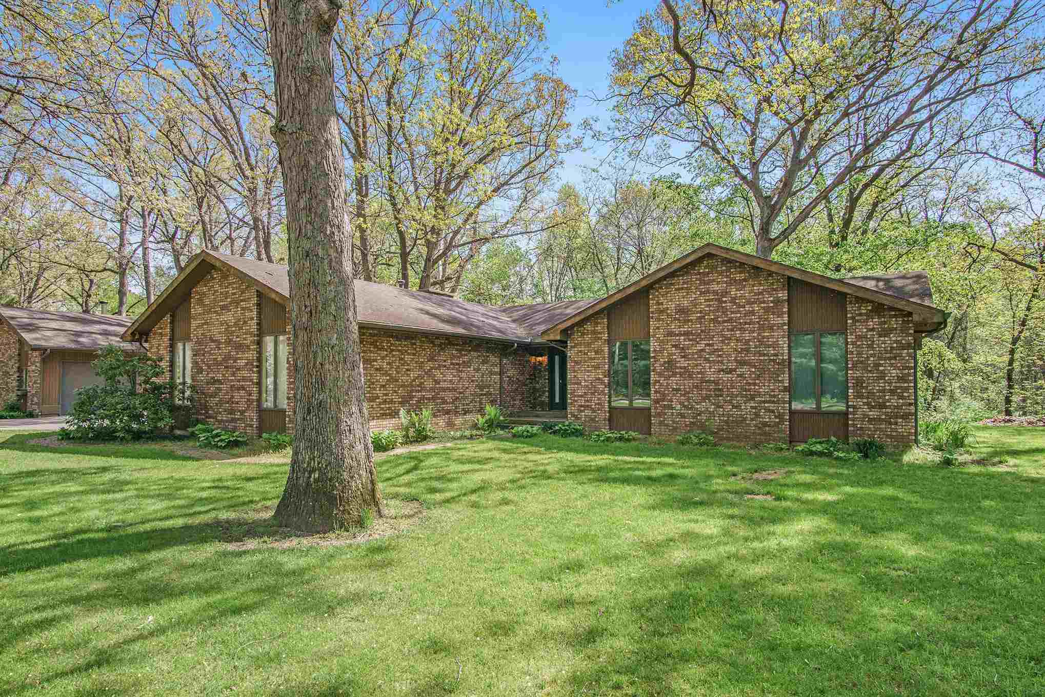 58194 Ash Road Osceola, IN 46561 - Photo 1 of 29 Gallery Image 1