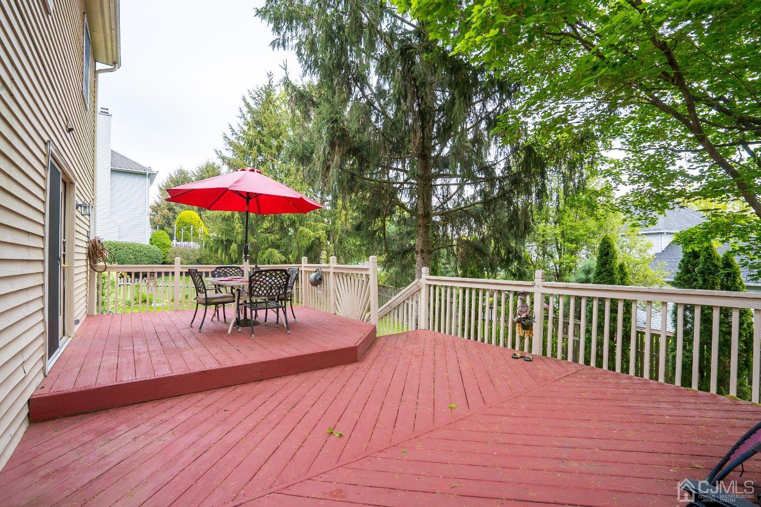 11 Adams Road Kendall Park, NJ 08824 - Photo 32 of 38 Gallery Image 32