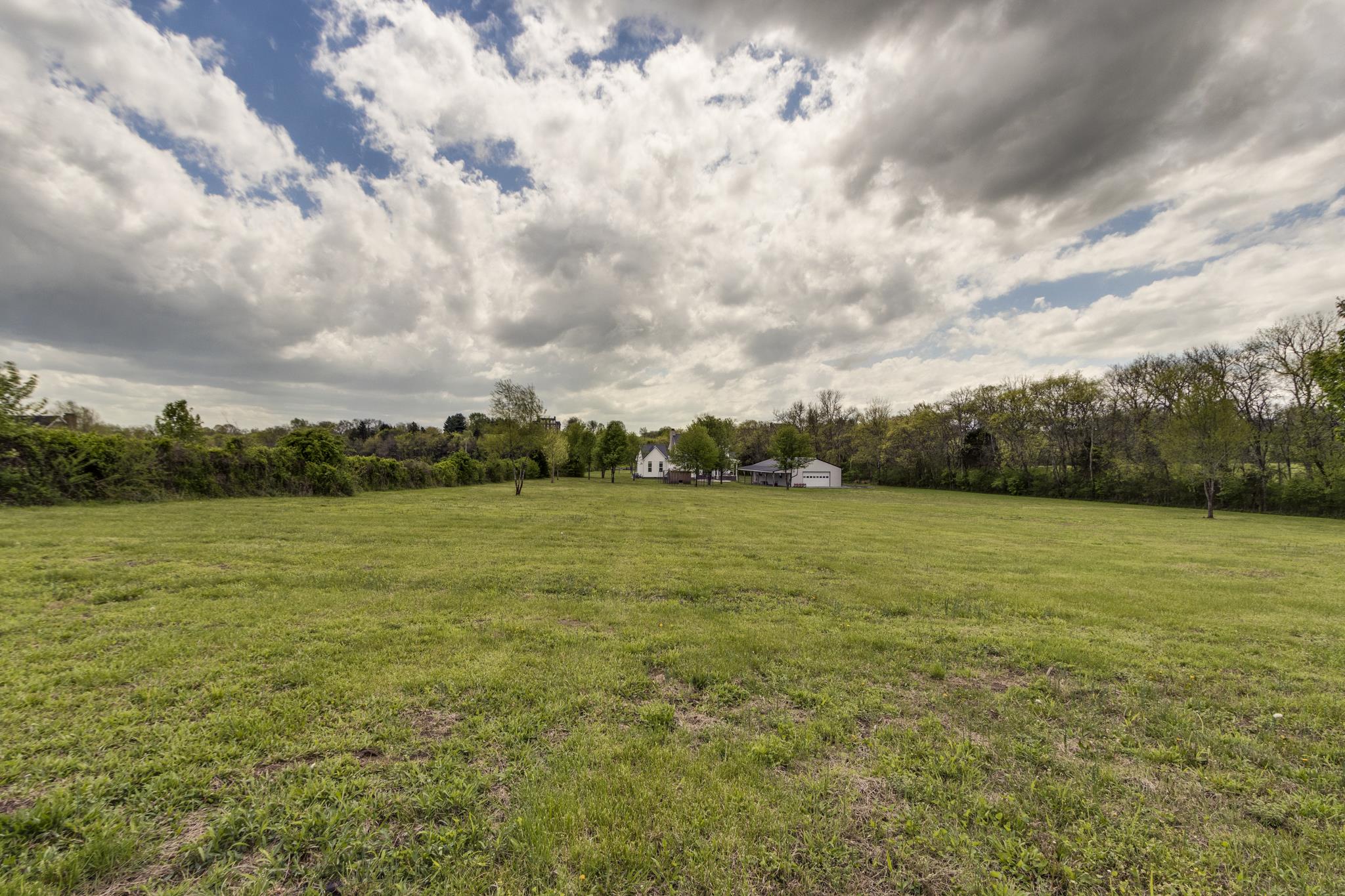 1024 Franklin Road Gallatin, TN 37066 - Photo 22 of 28 a view of an ocean