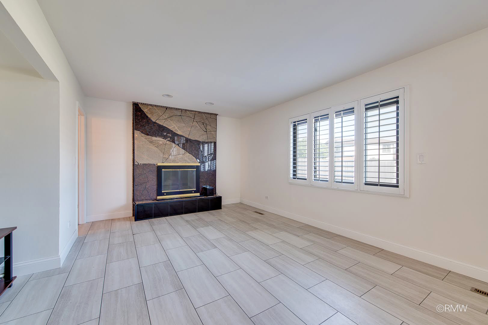 1233 Hickory Trail Addison, IL 60101 - Photo 16 of 36