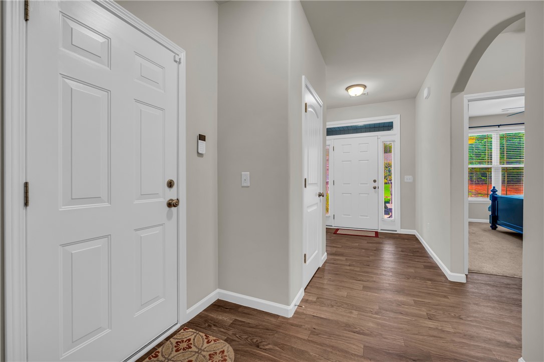 620 Sandstone Drive Seneca, SC 29678 - Photo 28 of 44