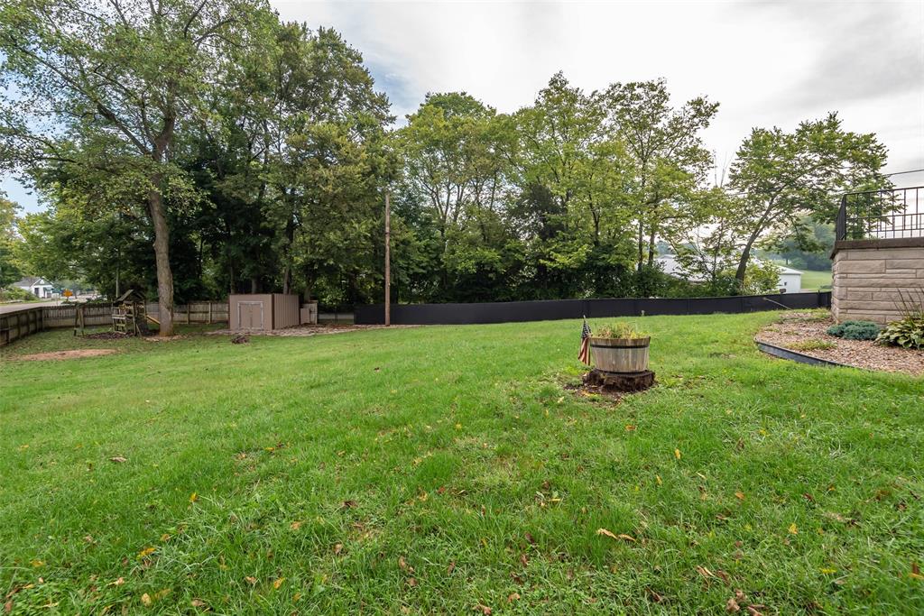 6397 South Empire Road Bloomington, IN 47401 - Photo 31 of 32 Gallery Image 31