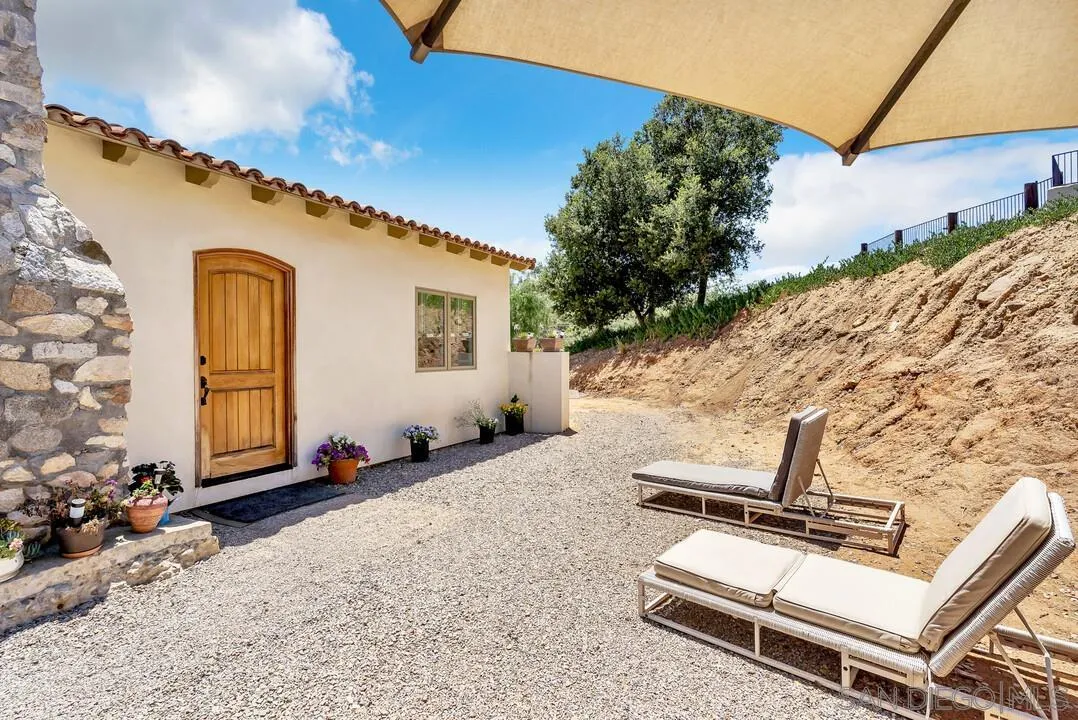 1356 Real Way Lane Alpine, CA 91901 - Photo 3 of 58