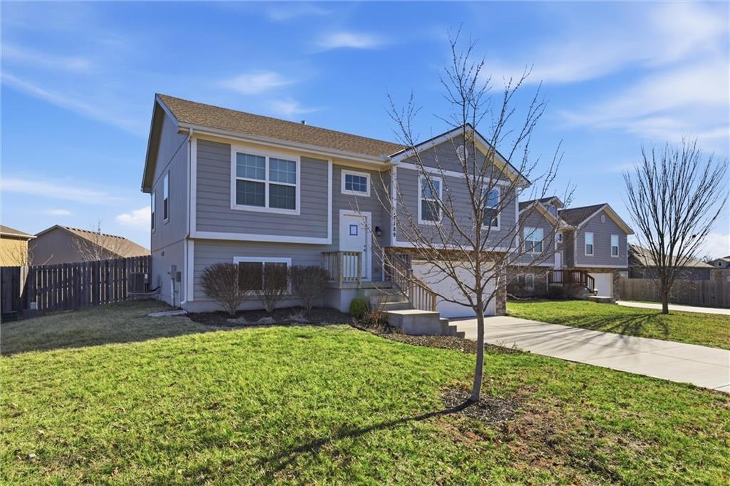 17189 Pratt Street Gardner, KS 66030 - Photo 4 of 32