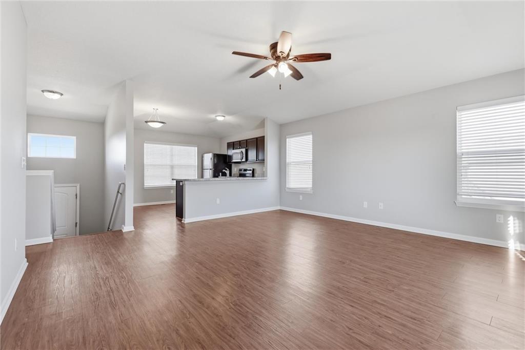 17189 Pratt Street Gardner, KS 66030 - Photo 7 of 32