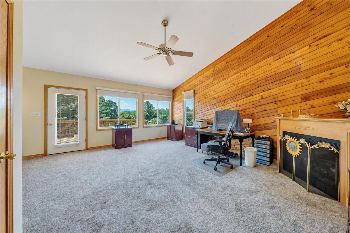 1558 Prease Road Buchanan, VA 24066 - Photo 20 of 53 Office Aea