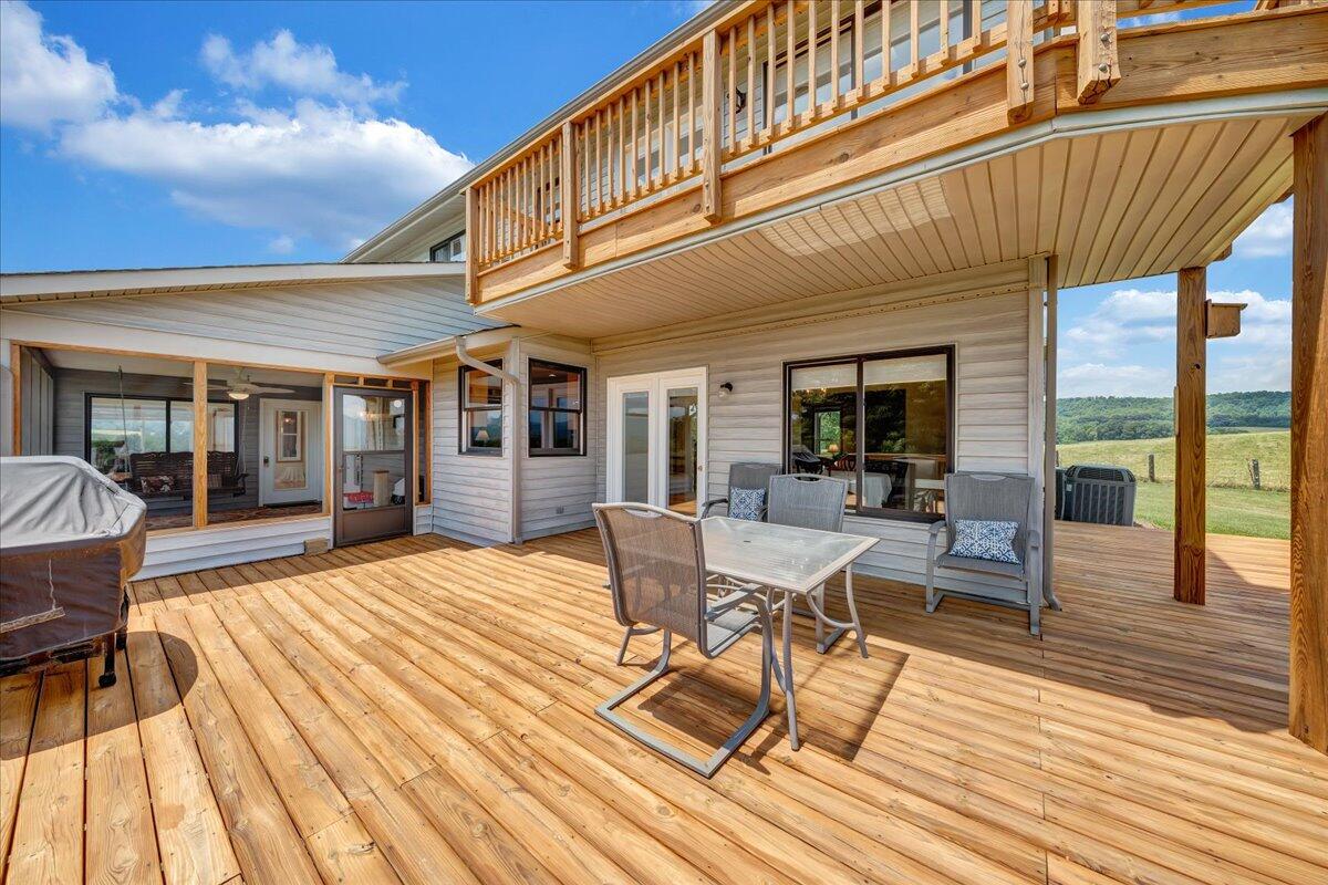 1558 Prease Road Buchanan, VA 24066 - Photo 41 of 53 Decks