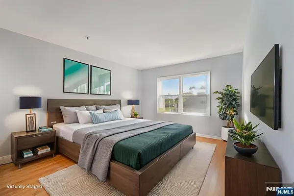 $629,000 | 129 The Promenade, Edgewater, NJ 07020