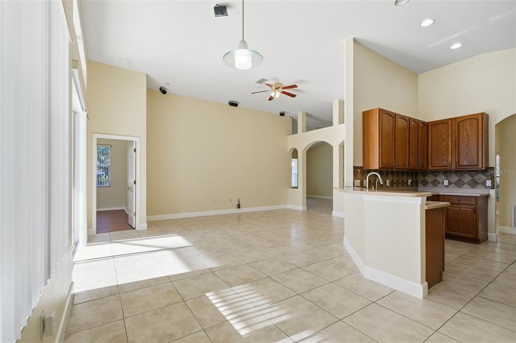 8801 Riverscape Way Tampa, FL 33635 - Photo 32 of 56 Gallery Image 32