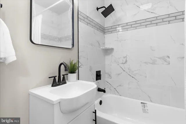 $299,900 | 8212 Coatsbridge Court, Severn, MD 21144