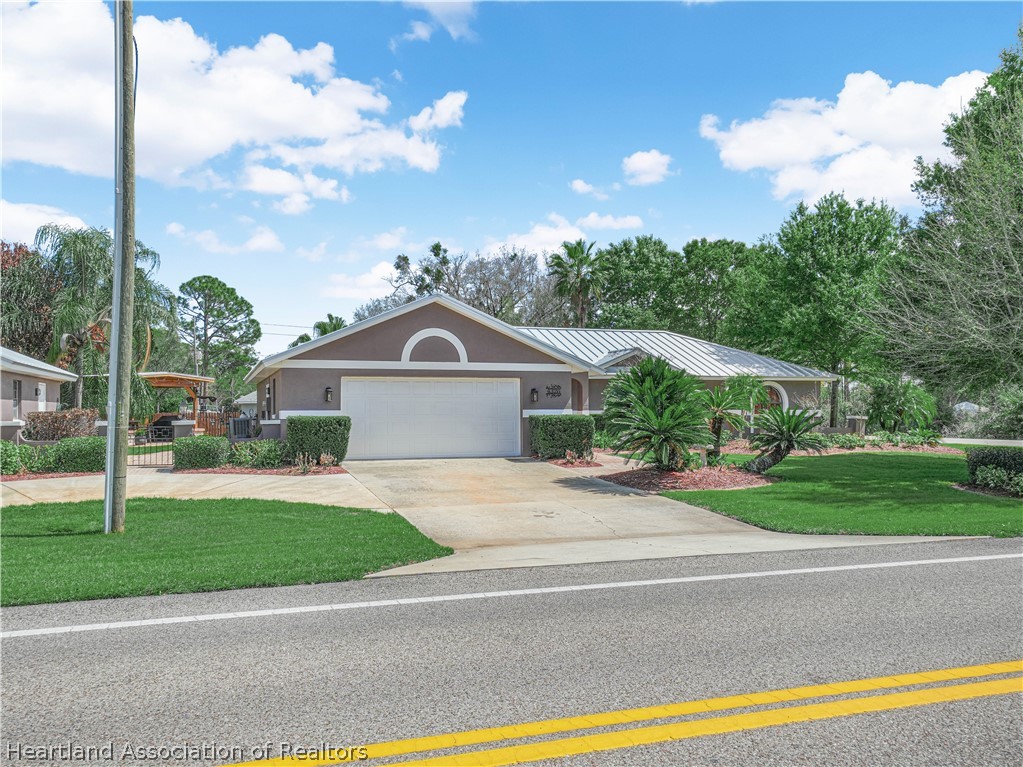 4326 Lakewood Road Sebring, FL 33875 - Photo 7 of 50