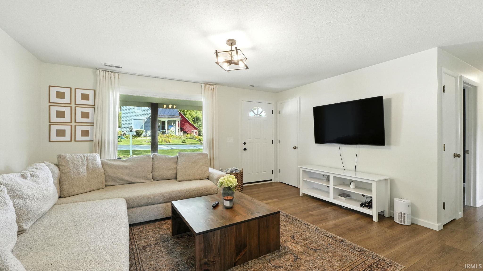 495 Lockhart Street Waterloo, IN 46793 - Photo 6 of 36 Gallery Image 6