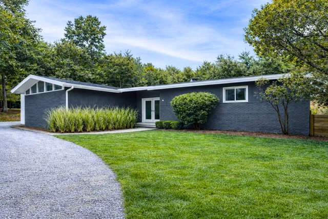 $45,000 | 218 Bull Path, East Hampton, NY 11937