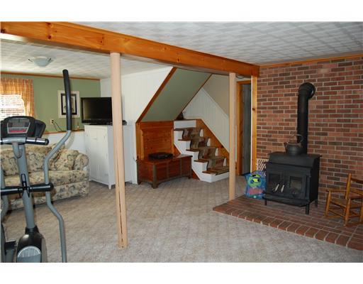 189 Dingley Spring Road Gorham, ME 04038 - Photo 7 of 15 Den/Family/Great Room.