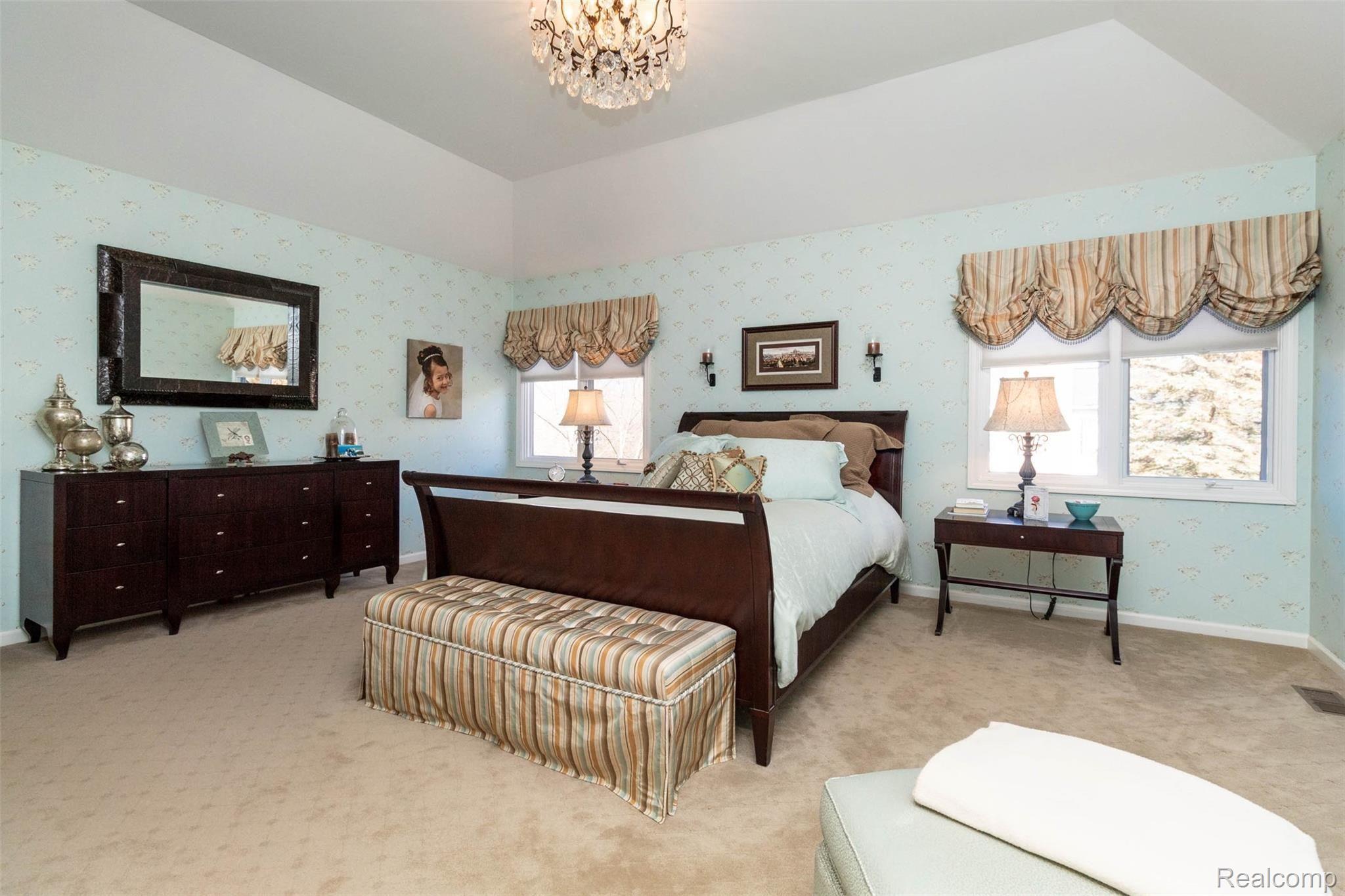 60559 Balmoral Way Rochester, MI 48306 - Photo 37 of 66 53.jpg
