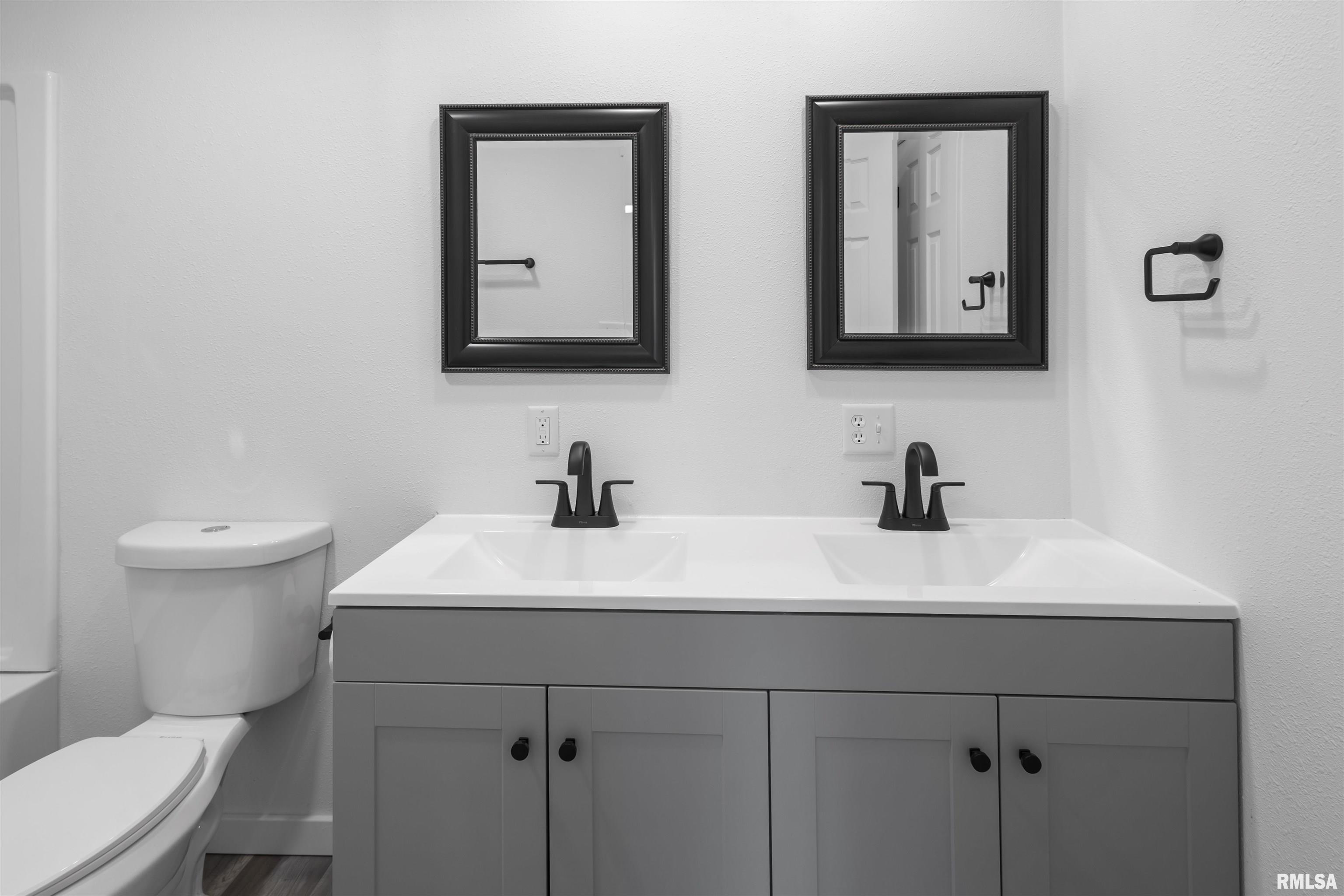 2295 Ledford Road Harrisburg, IL 62946 - Photo 12 of 23