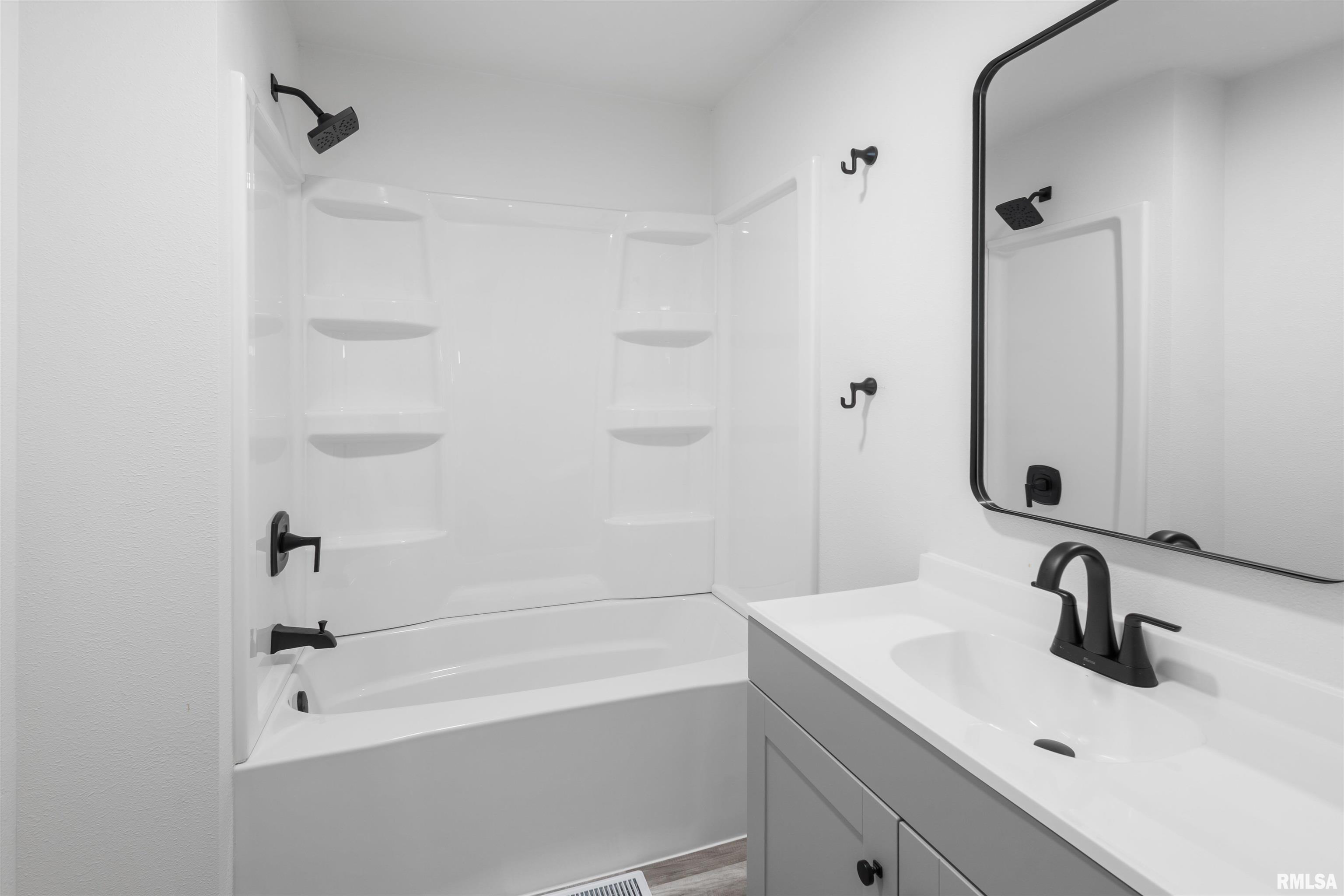 2295 Ledford Road Harrisburg, IL 62946 - Photo 17 of 23