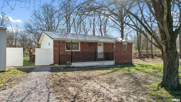 $195,000 | 2295 Ledford Road, Harrisburg, IL 62946