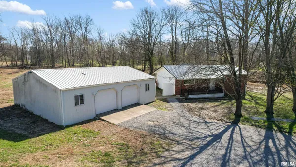 $195,000 | 2295 Ledford Road, Harrisburg, IL 62946