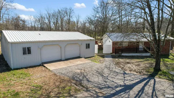 $195,000 | 2295 Ledford Road, Harrisburg, IL 62946