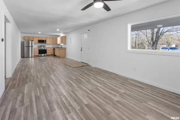 $195,000 | 2295 Ledford Road, Harrisburg, IL 62946