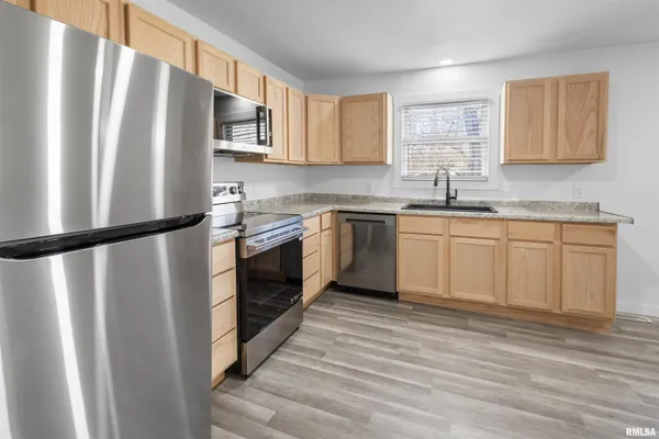 $195,000 | 2295 Ledford Road, Harrisburg, IL 62946