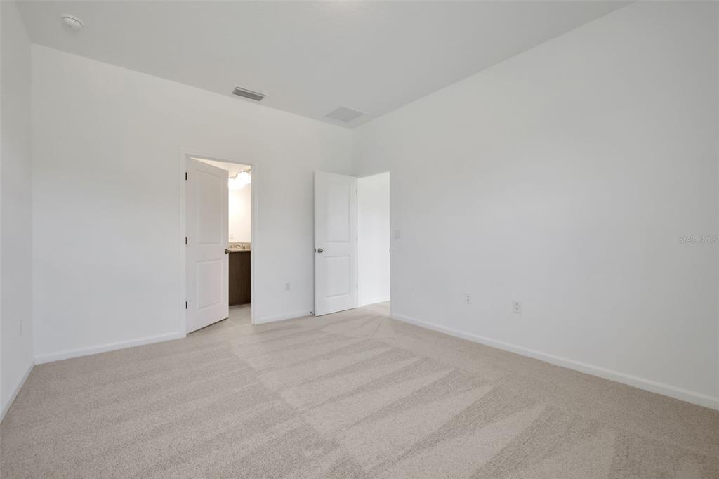 2932 Supermarine Road Tavares, FL 32778 - Photo 11 of 25