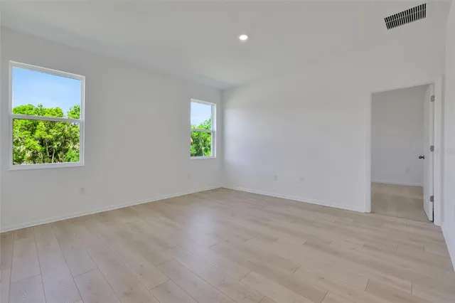 $337,065 | 2932 Supermarine Road, Tavares, FL 32778