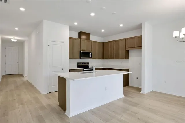 $337,065 | 2932 Supermarine Road, Tavares, FL 32778