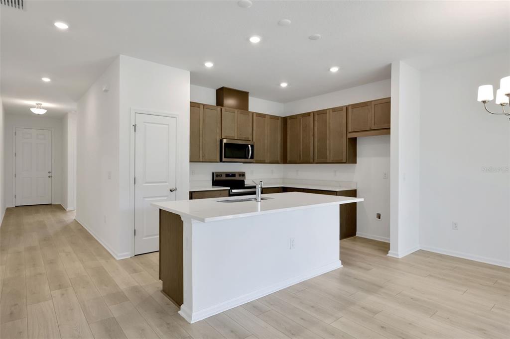 2932 Supermarine Road Tavares, FL 32778 - Photo 6 of 25