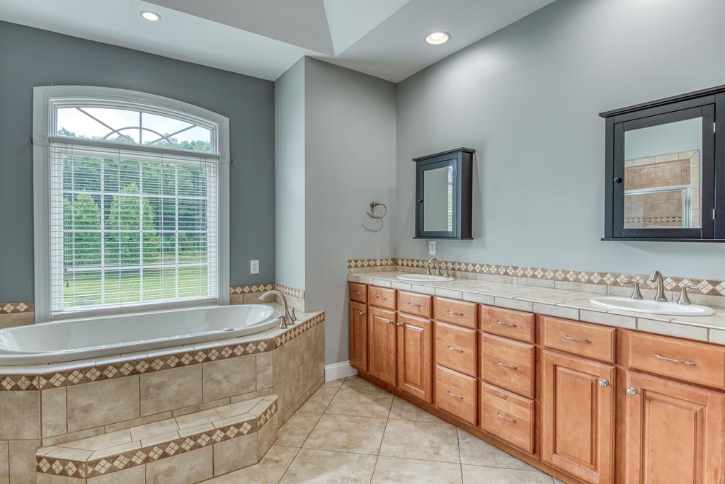 27443 Yellow Springs Road Abingdon, VA 24210 - Photo 20 of 54 Gallery Image 20