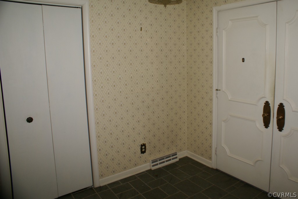 4547 Ridgecrest Lane Colonial Heights, VA 23834 - Photo 14 of 20 Gallery Image 14