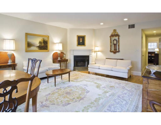 89 Glen Road, Unit NC5 Brookline, MA 02445 - Photo 3 of 4 Gallery Image 3