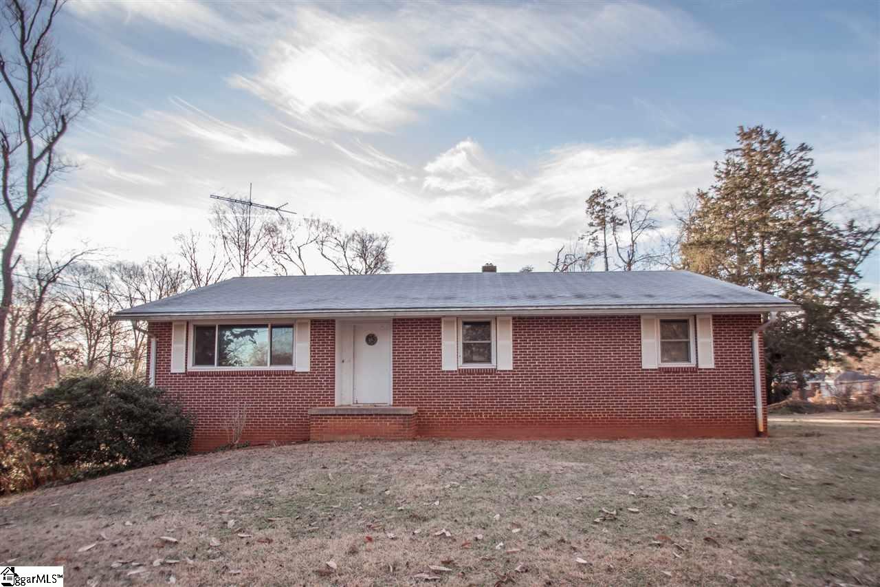 10 Racine Court Greenville, SC 29617 - Photo 2 of 36 Gallery Image 2