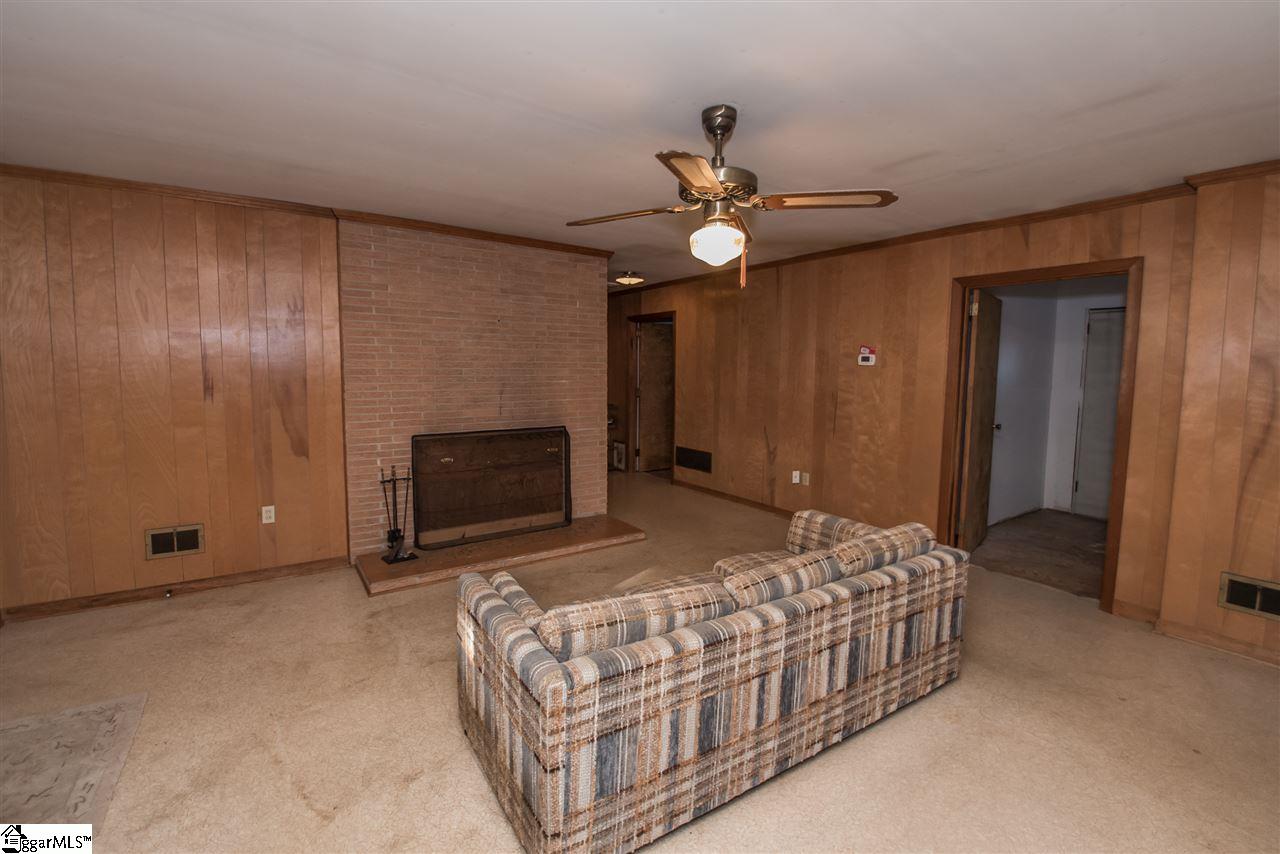10 Racine Court Greenville, SC 29617 - Photo 16 of 36 Gallery Image 16