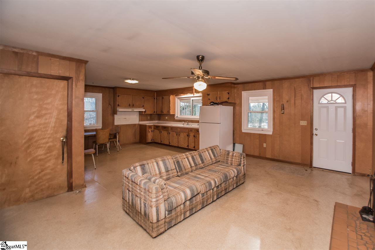 10 Racine Court Greenville, SC 29617 - Photo 18 of 36 Gallery Image 18