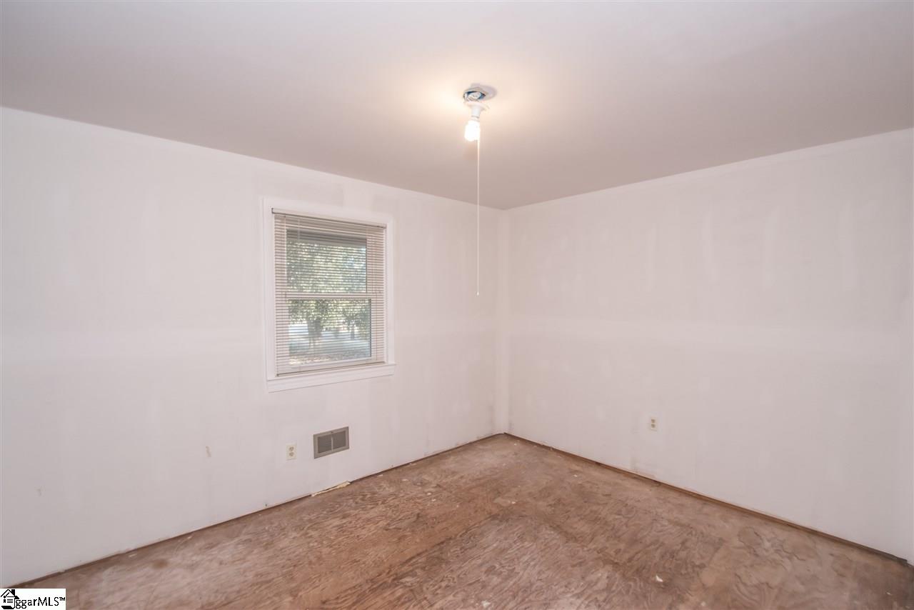 10 Racine Court Greenville, SC 29617 - Photo 19 of 36 Gallery Image 19