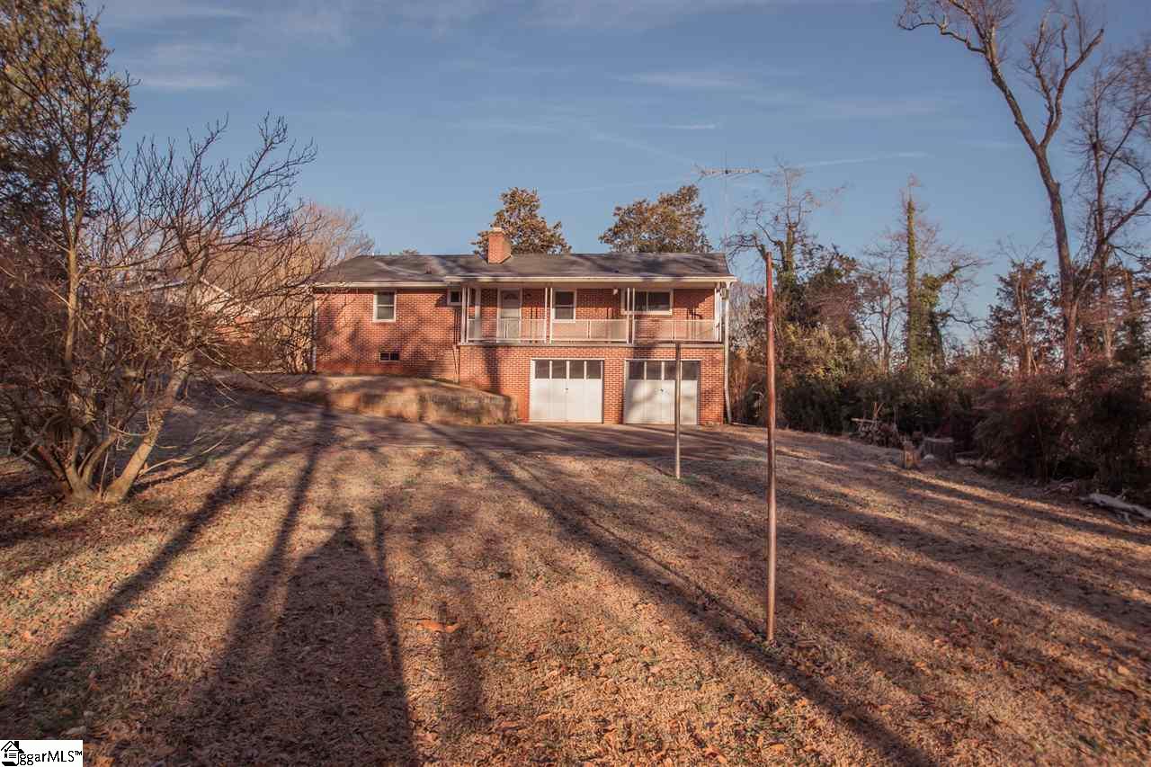 10 Racine Court Greenville, SC 29617 - Photo 7 of 36 Gallery Image 7