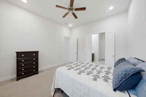$349,000 | 118 North Hutcheson Street, Houston, TX 77003