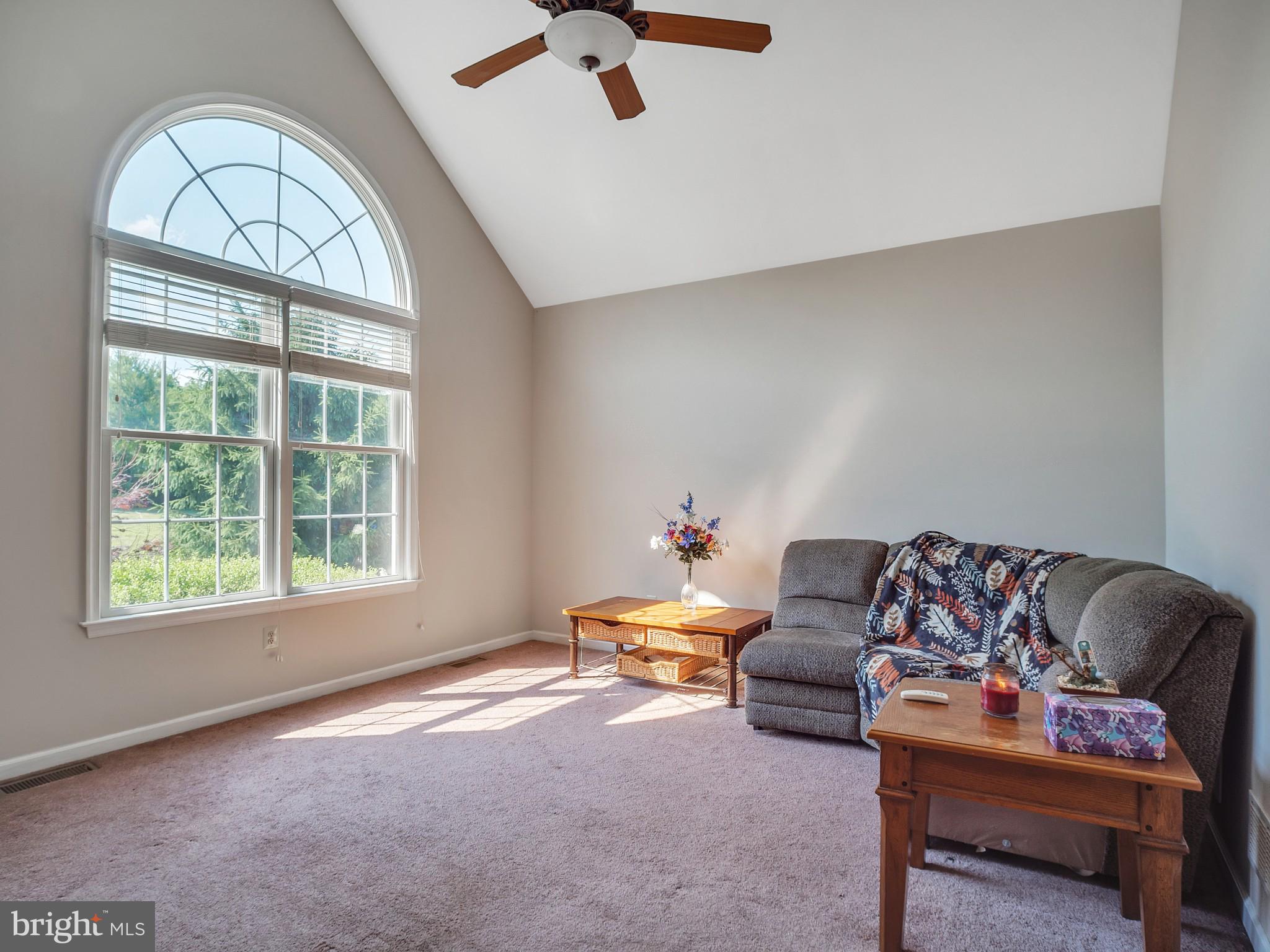 2077 West Rock Road Perkasie, PA 18944 - Photo 5 of 32 Gallery Image 5