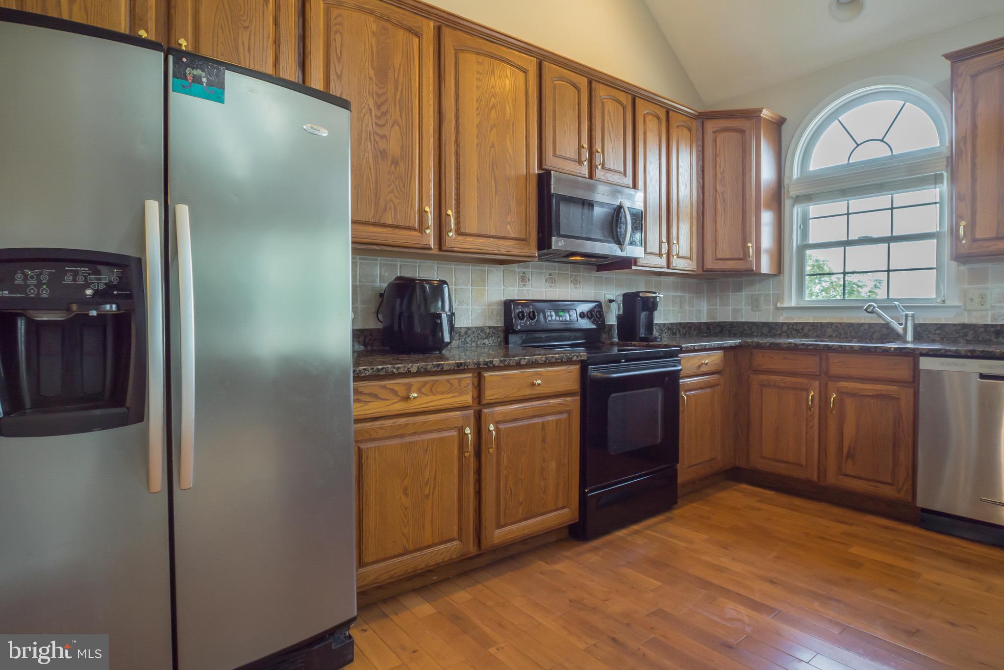 2077 West Rock Road Perkasie, PA 18944 - Photo 7 of 32 Gallery Image 7