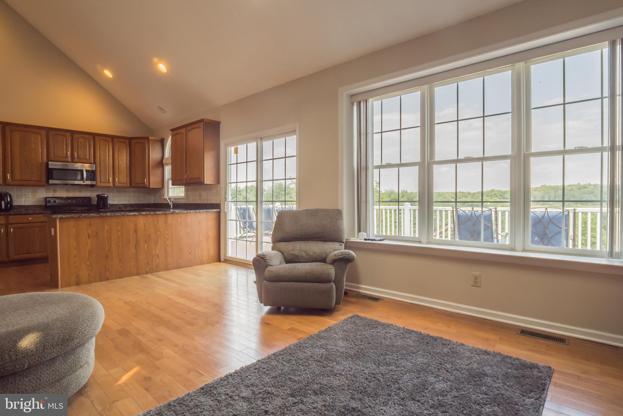 2077 West Rock Road Perkasie, PA 18944 - Photo 9 of 32 Gallery Image 9