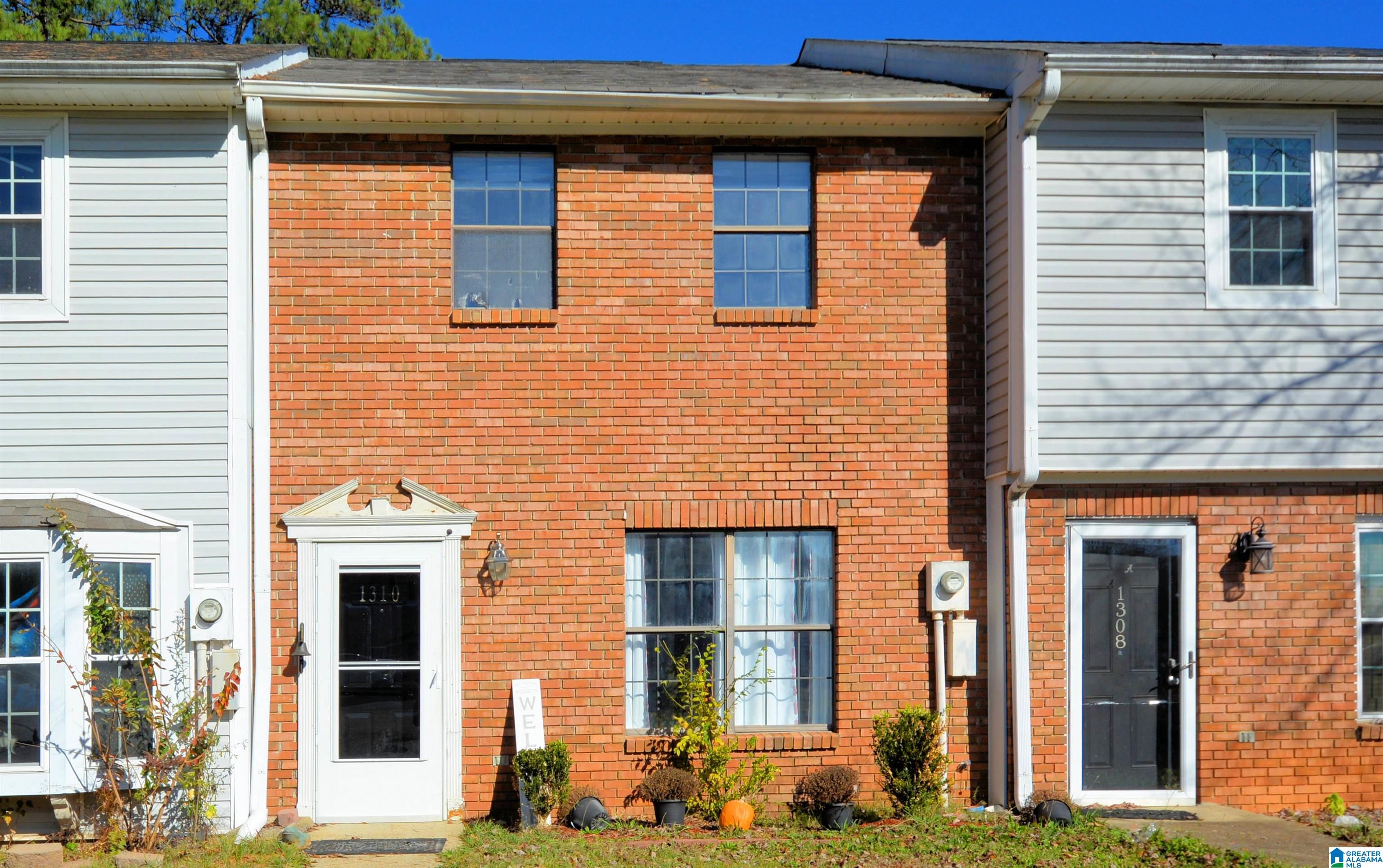 1310 Applegate Drive Alabaster, AL 35007 - Photo 1 of 33