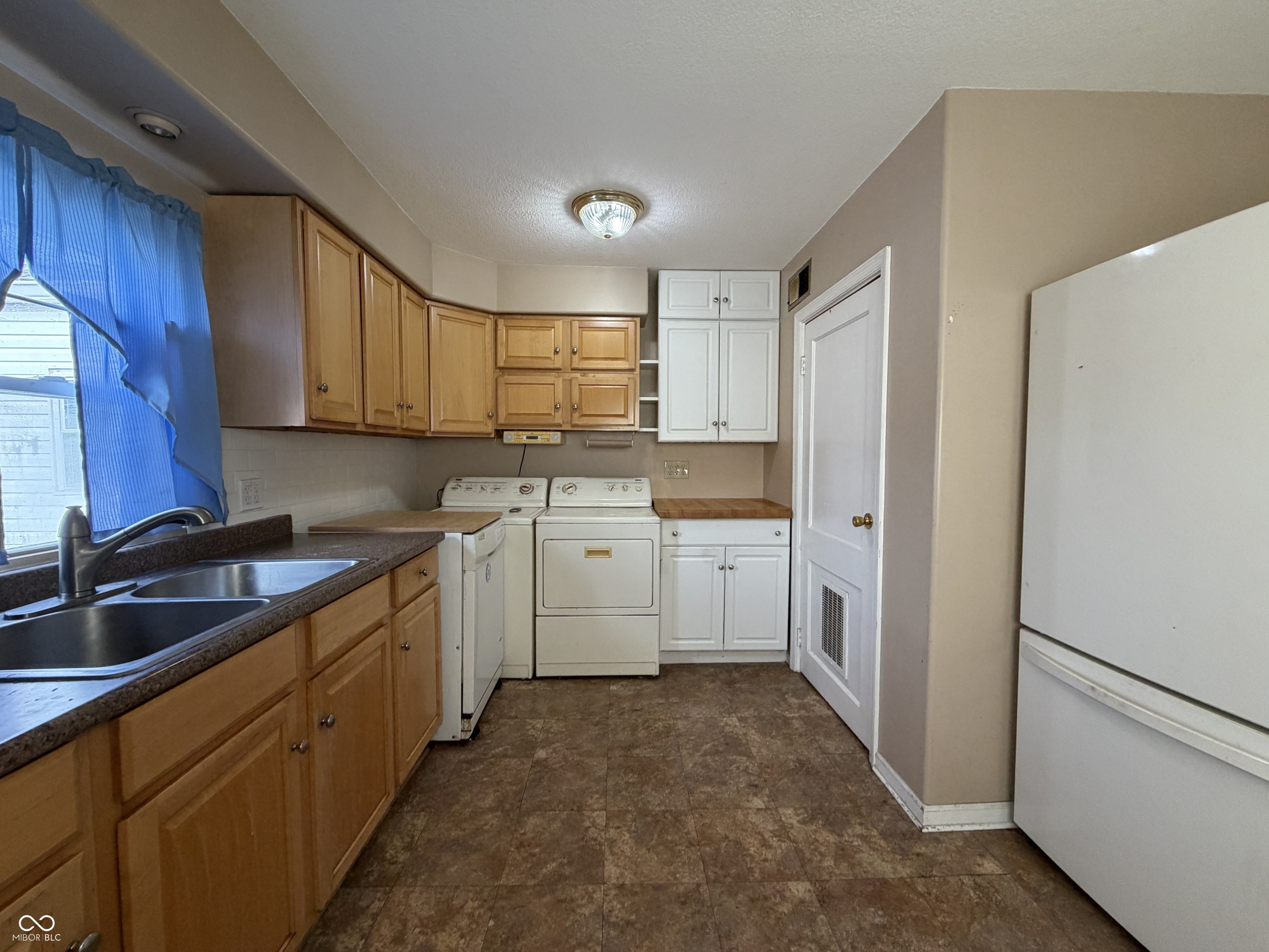 2240 St Paul Street Indianapolis, IN 46203 - Photo 14 of 24