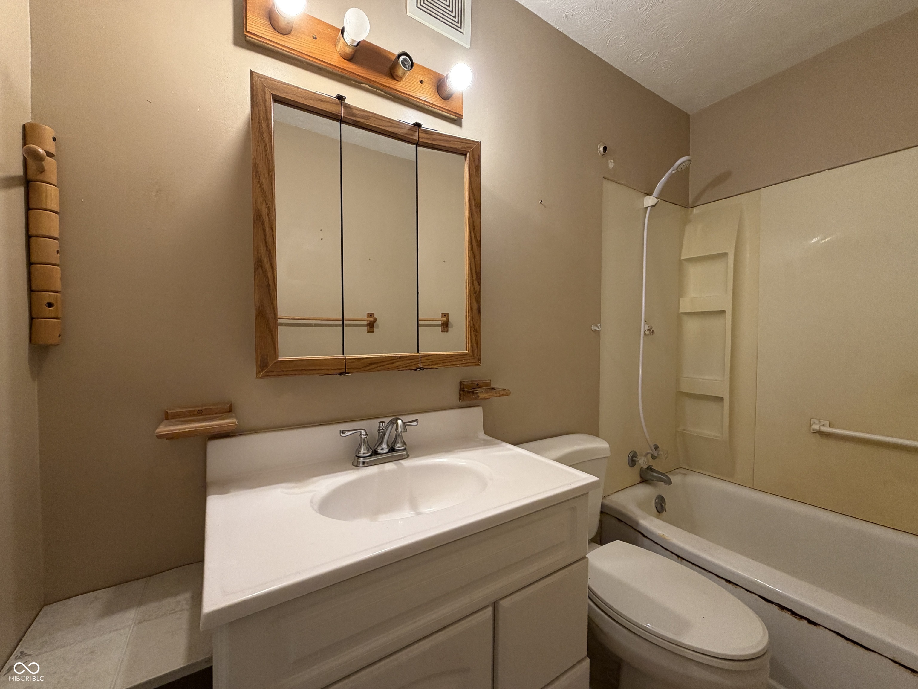 2240 St Paul Street Indianapolis, IN 46203 - Photo 17 of 24