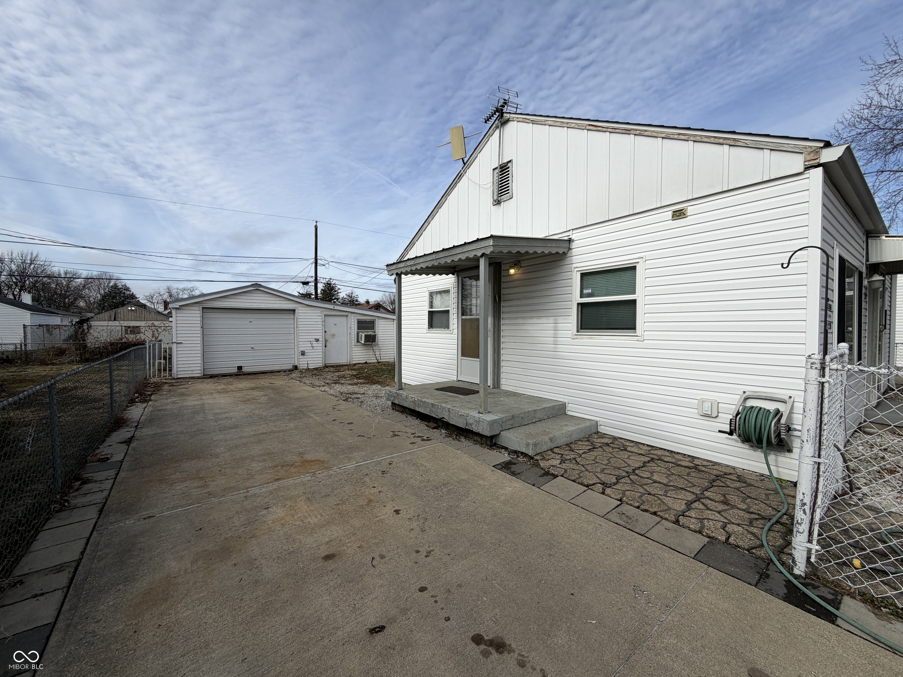 2240 St Paul Street Indianapolis, IN 46203 - Photo 6 of 24