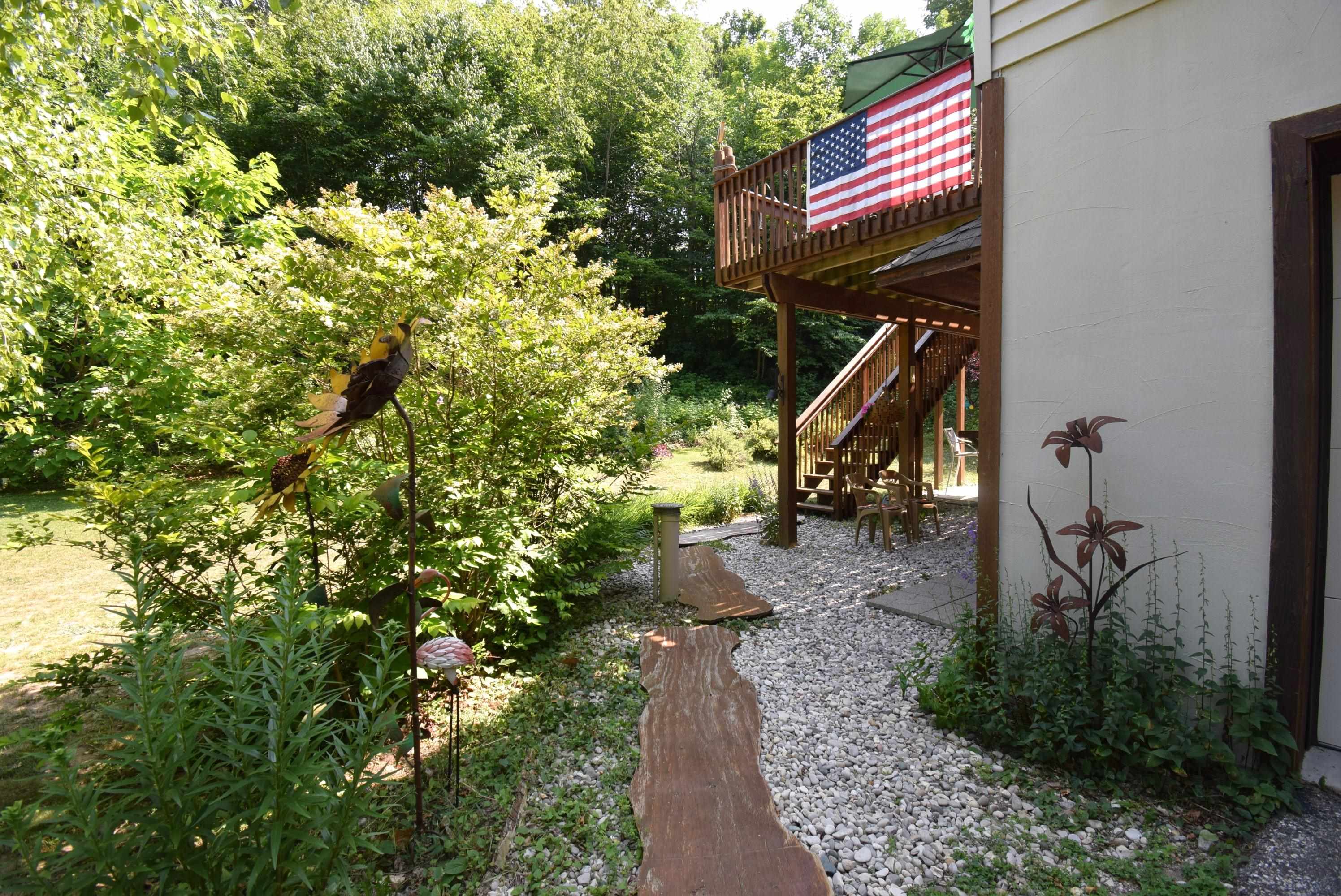 6019 Pincherry Road Charlevoix, MI 49720 - Photo 4 of 70 1920393-59605361-0E71-4DD6-891F-003A5C97B81A.JPG