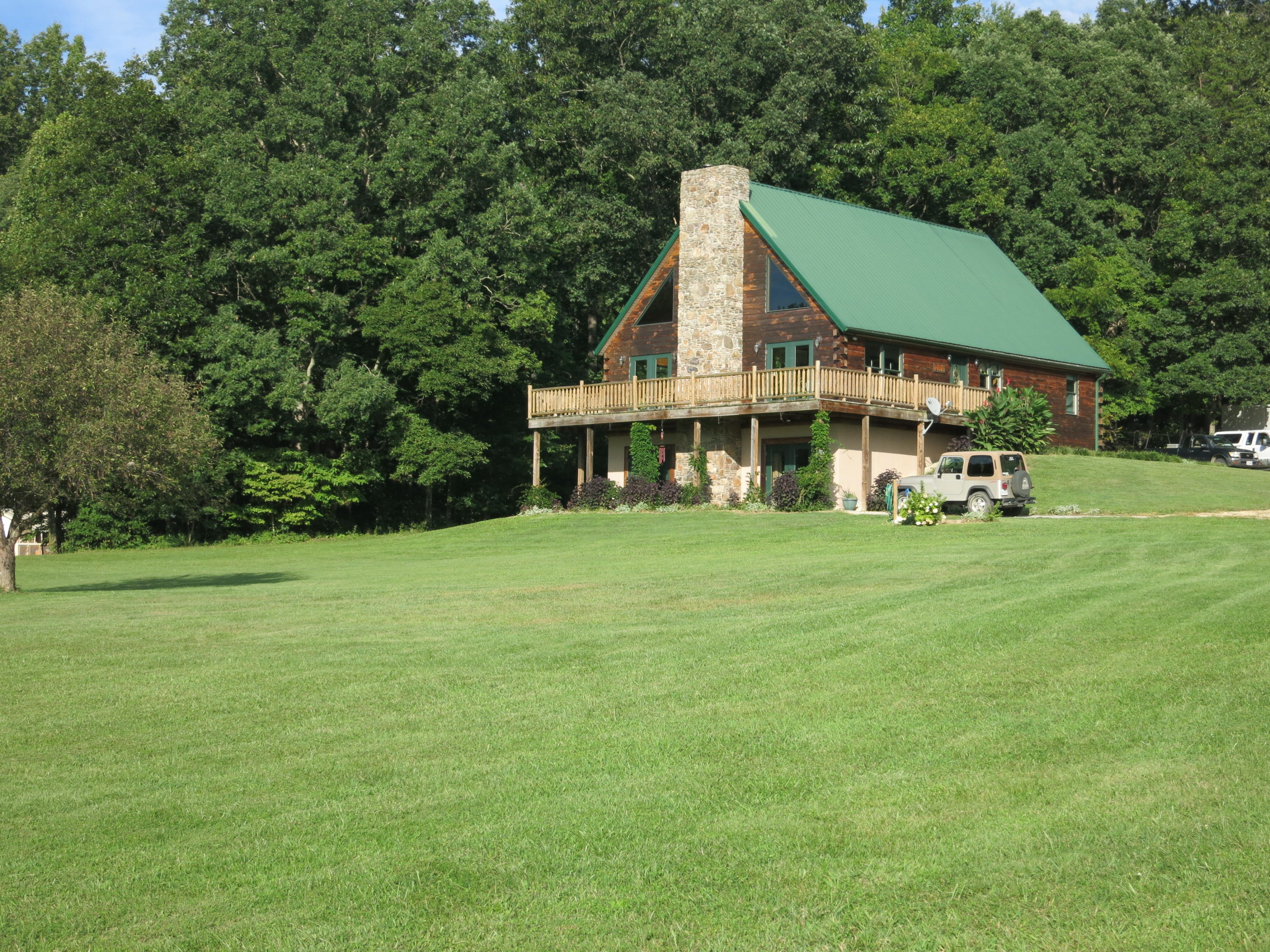 246 Stage Road Buchanan, VA 24066 - Photo 2 of 88 Front